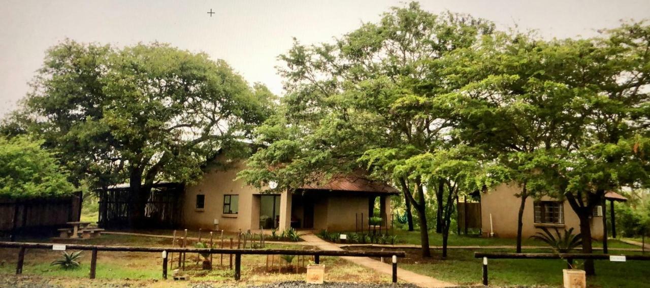 Msunduze River Lodge Mkuze エクステリア 写真